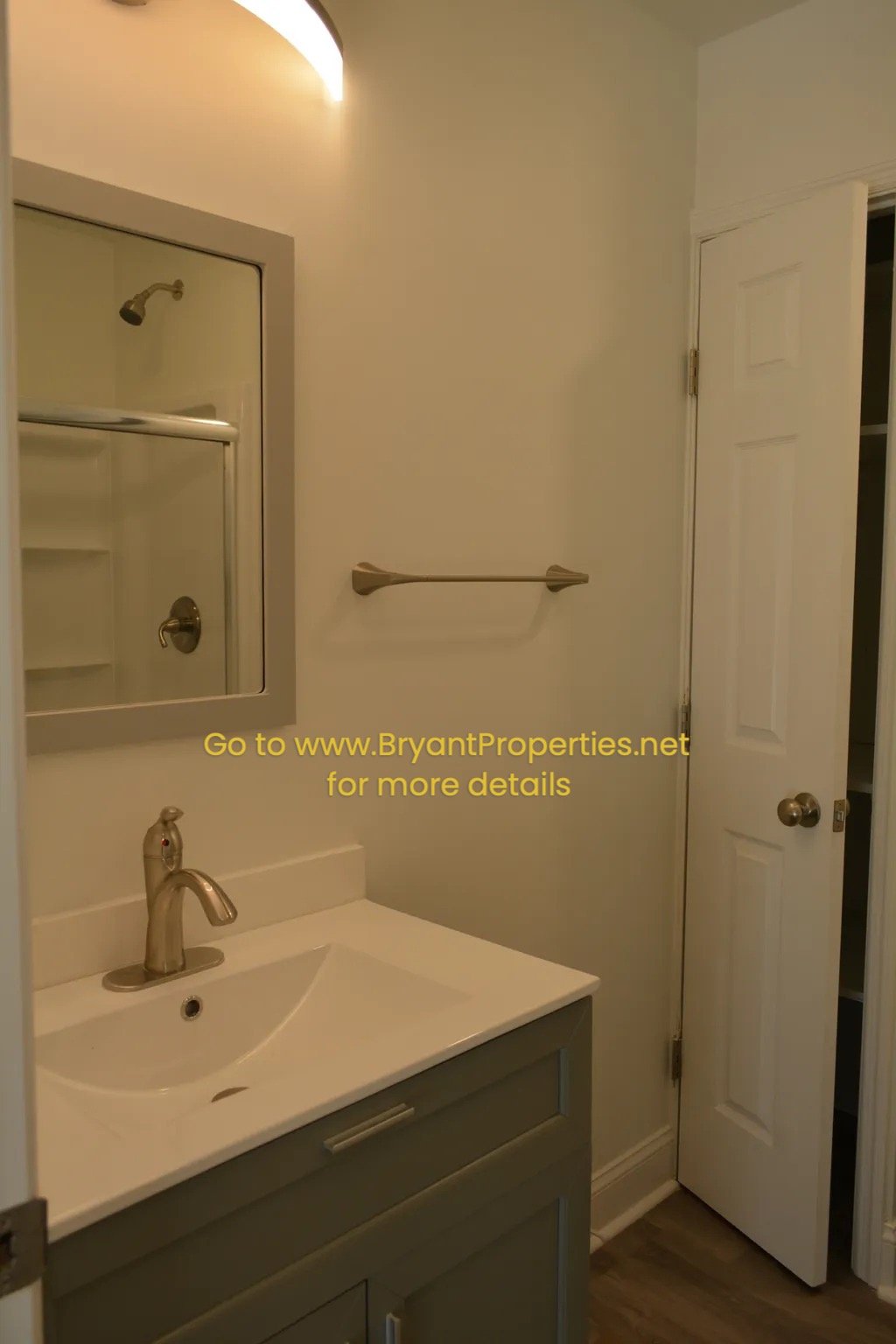 Nashville - 3 Bedroom, 2 Baths - Donelson Area property image