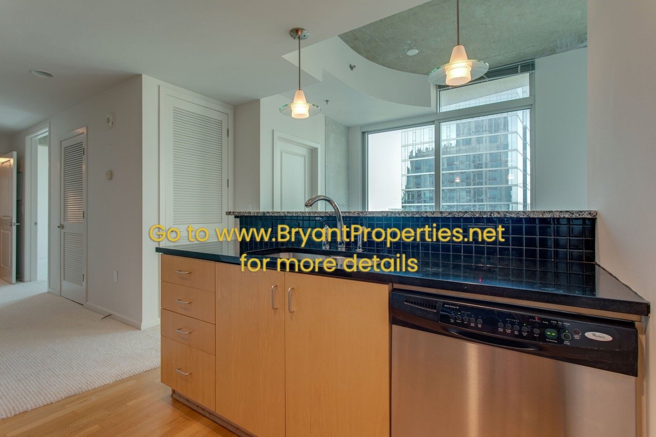 415 Church St #2402 - Nashville, TN 37219 property image