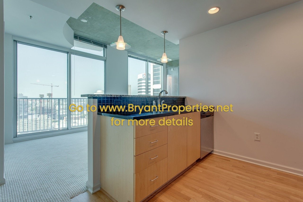 415 Church St #2402 - Nashville, TN 37219 property image